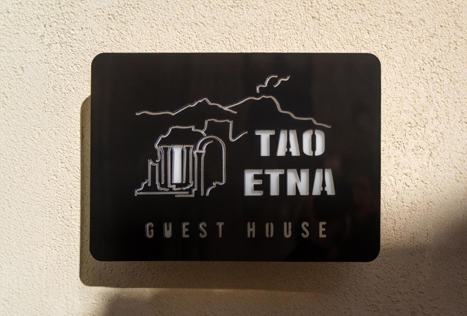 Taoetna Guest House, 陶尔米纳 外观 照片